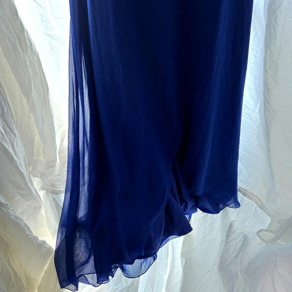 Gorgeous Blue Goddess Dress NWT - Picture 4 of 14